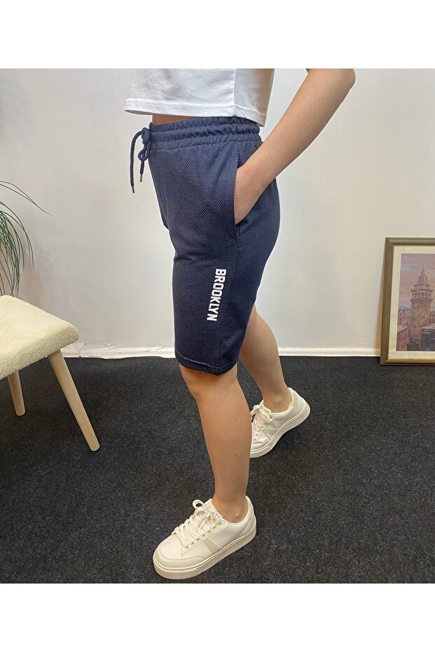 Women's Comfortable Fit Elastic Waist Pocket Printed Shorts SPR24SRK208