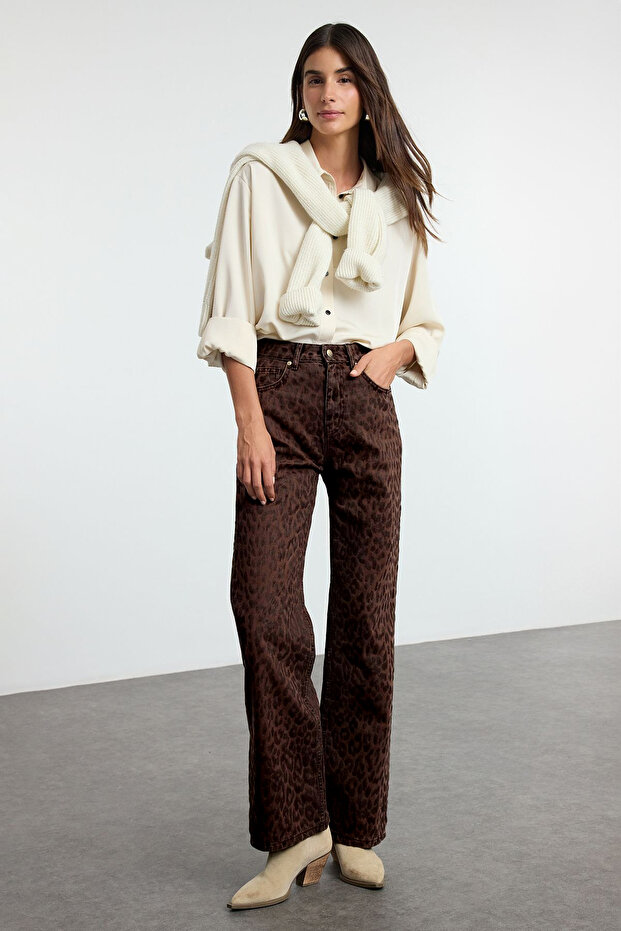 Kahverengi Süet Görünümlü Leopar Desenli Yüksek Bel Wide Leg Jeans TWOAW25JE00394 - 3