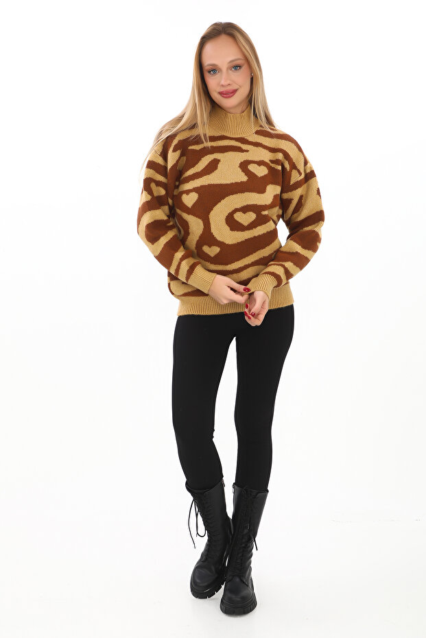 سترة تريكو بياقة مدورة كبيرة الحجم بنمط الفهد - 2