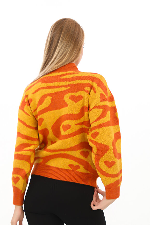 سترة تريكو بياقة مدورة كبيرة الحجم بنمط الفهد - 5