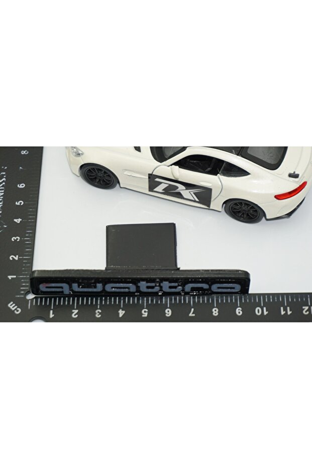 شعار شعار الستائر الأمامية باللون الرمادي والأسود من Quattro متوافق مع Audi - 5