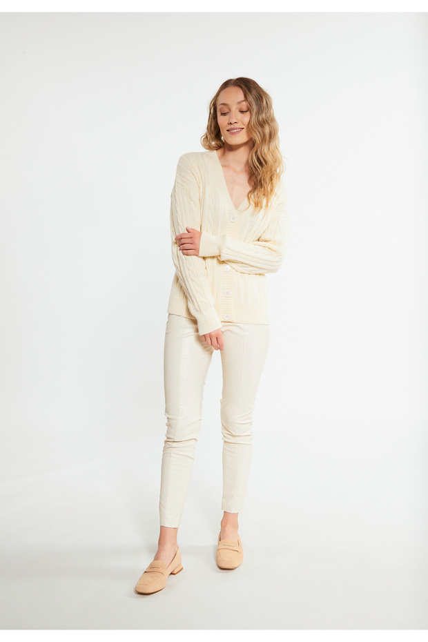 Strickjacke mit Knöpfen - 1