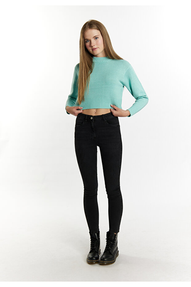 Cropped Pullover - 1