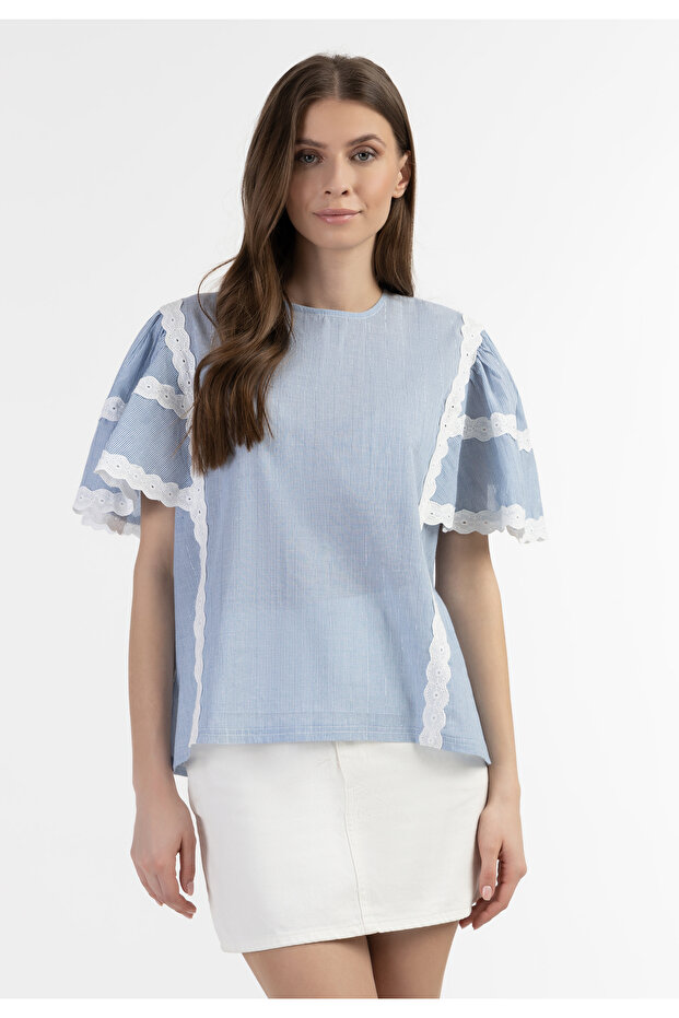 Blusenshirt mit Spitze - 3