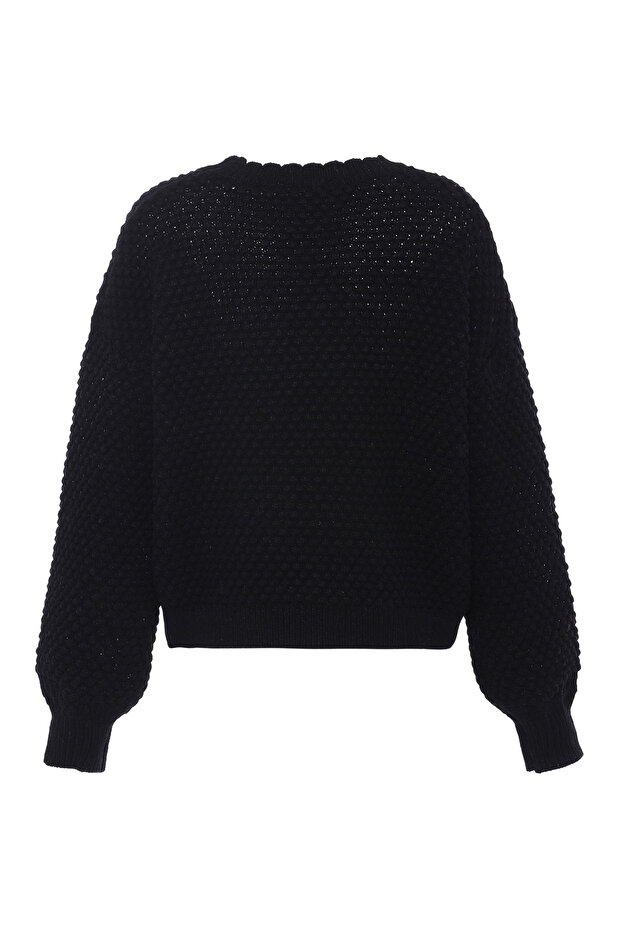 Pullover mit Perlen - 2