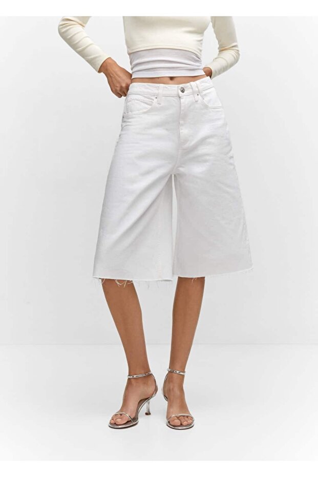 Paçaları dikişsiz denim bermuda şort - 1