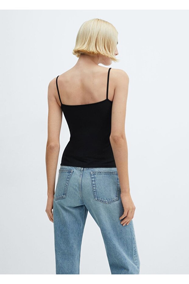 Dekolte yakalı askılı bluz - 4