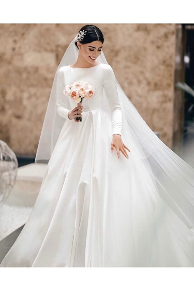 Off White Oval Cut Length and Width 3 Meters Plain Bridal Veil