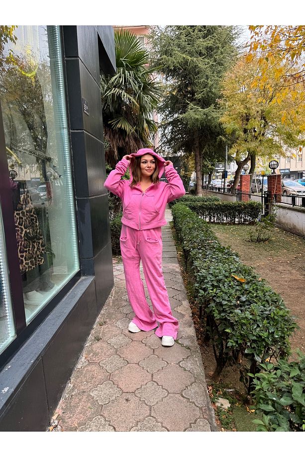 Pembe eşofman takımı - 2