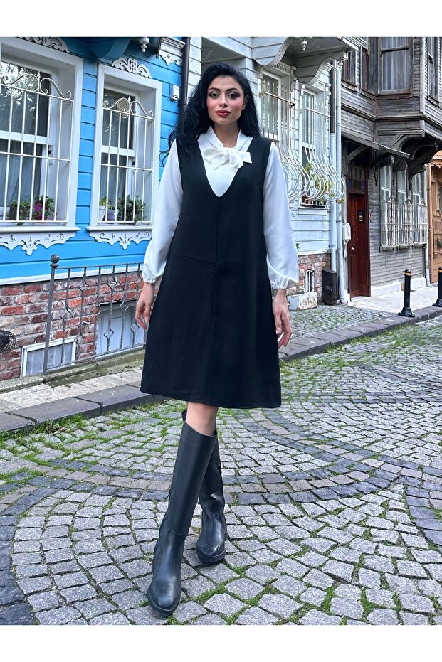 Black Short Stamp V-Neck Gilet Dress