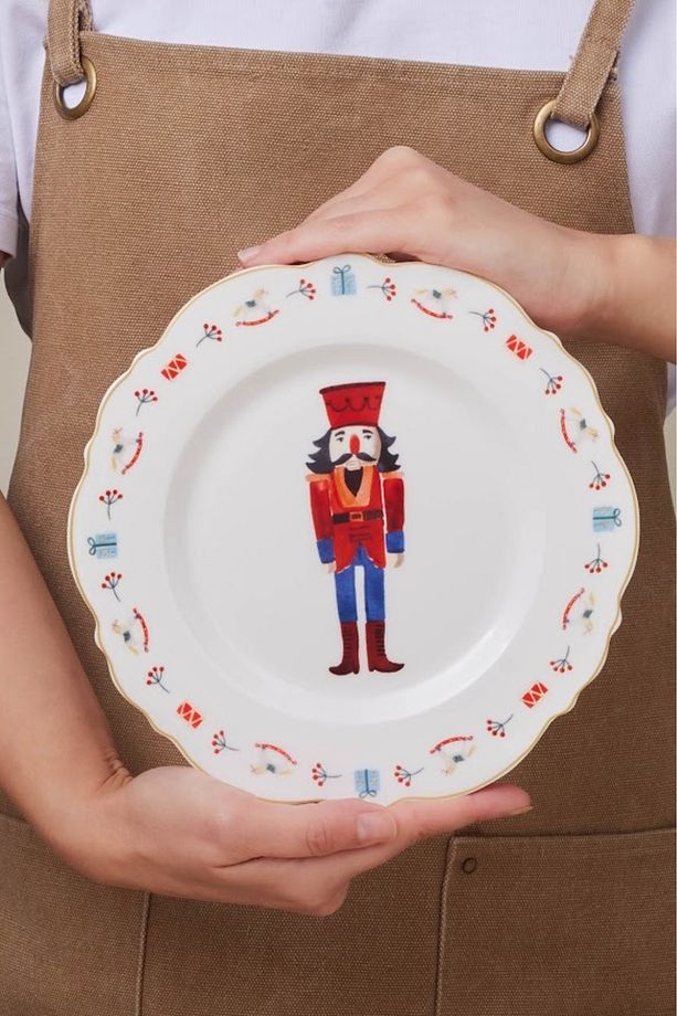 New Year Yılbaşı Nutcracker 20 Parça 4 Kişilik Kahvaltı Seti - 3