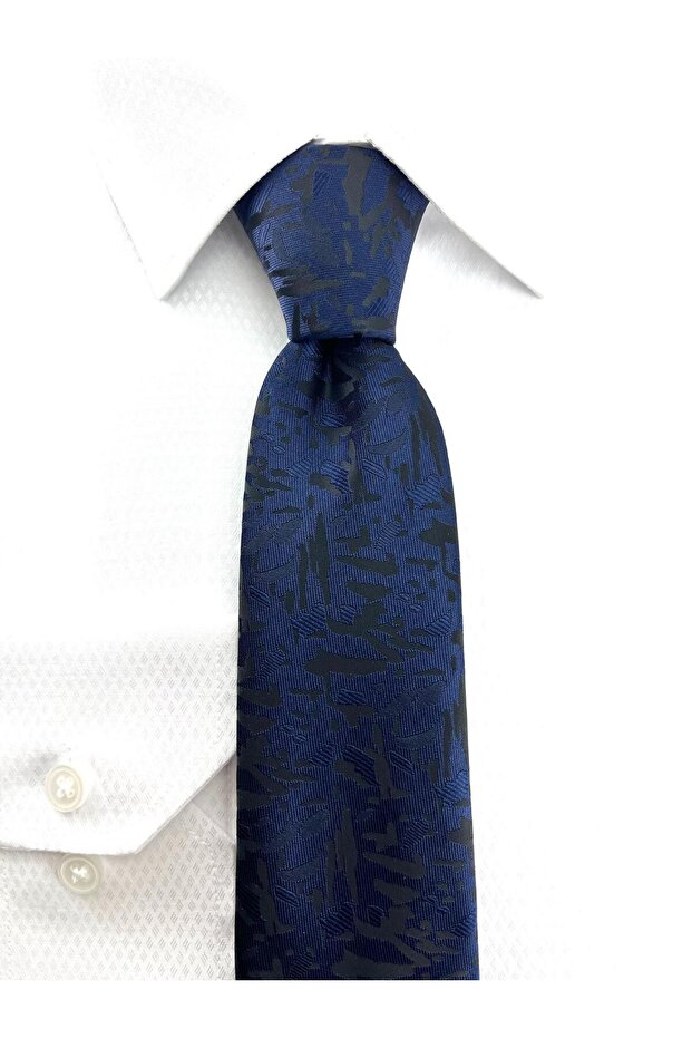 ربطة عنق منقوشة باللون الأزرق الداكن والأسود - 1