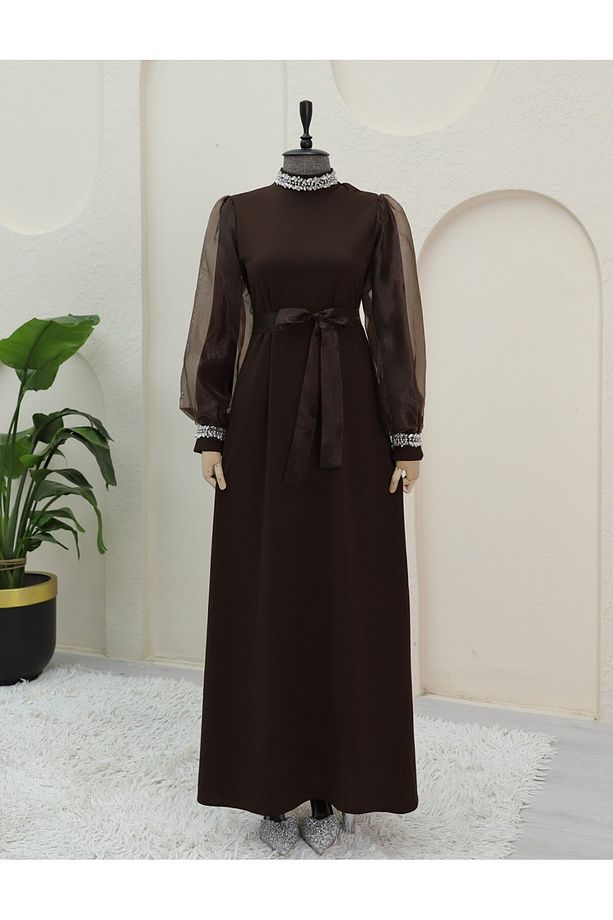 Yakası Ve Kolları Taşlı Beli Bağcıklı Organze Kol Elbise -kahve - 2