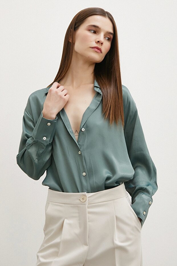 V Yaka Gömlek Yeşil - 1