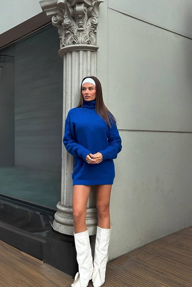Women's Oversize Turtleneck Knitwear Blue Sweater Tunic 24W16023