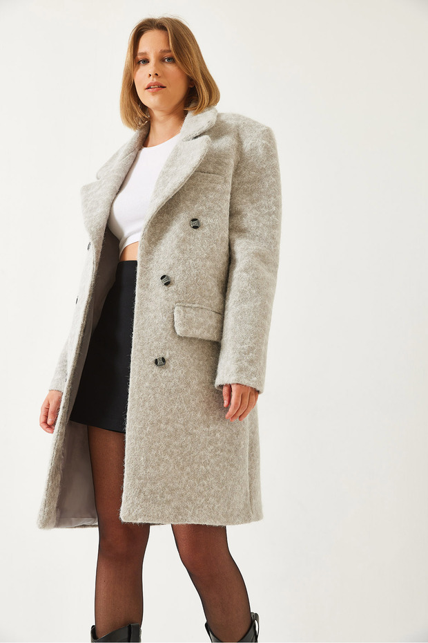 Damski płaszcz z sześcioma kieszeniami zapinanymi na guziki 60261121 - 4