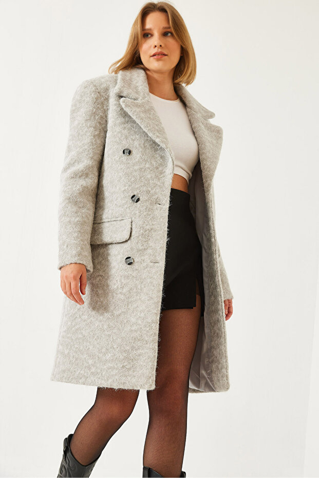 Damski płaszcz z sześcioma kieszeniami zapinanymi na guziki 60261121 - 1