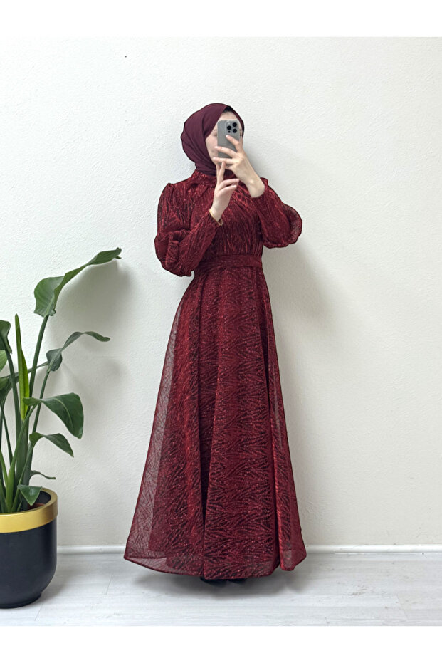 Večerní třpytivé třpytivé šaty s balonovým rukávem Soudce – vínové - 2