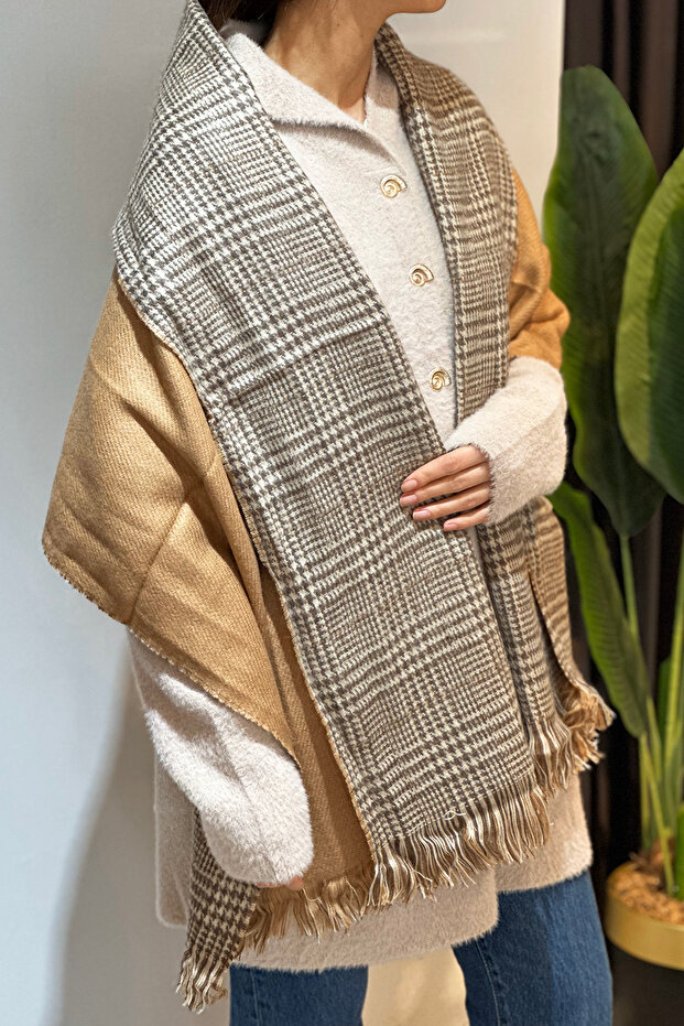 Double sided crowbar plaid patterned scarf shoulder shawl 70x185 cm 1212 camel