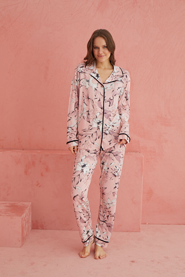 Çok Renkli Desenli Viskon  Önden Düğmeli Pijama Takım - 2