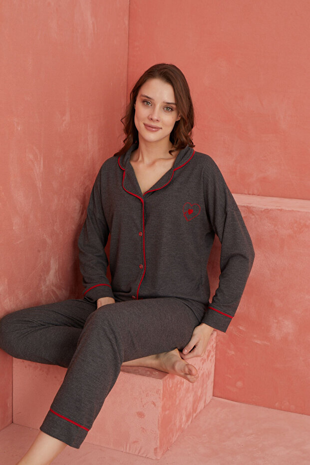 Antrasit Kalp Desenli Kaşmir Önden Düğmeli Pijama Takım - 1