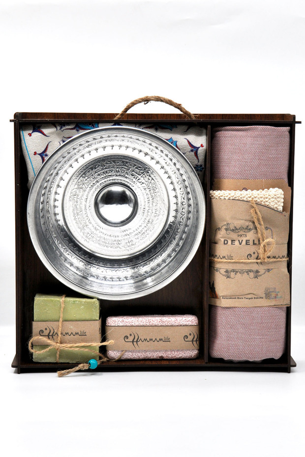 7 Piece Ottoman Motif Bath Set - Pouch, Peshtemal, Soap, Bath Stone and Bath Products