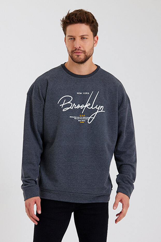 Men's Crew Neck Oversize Fit Handwritten Brooklyn Thin Sweatshirt Spr23sw331