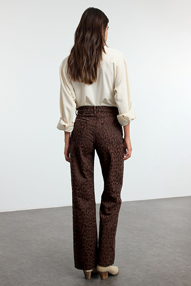 Kahverengi Süet Görünümlü Leopar Desenli Yüksek Bel Wide Leg Jeans TWOAW25JE00394 - 7