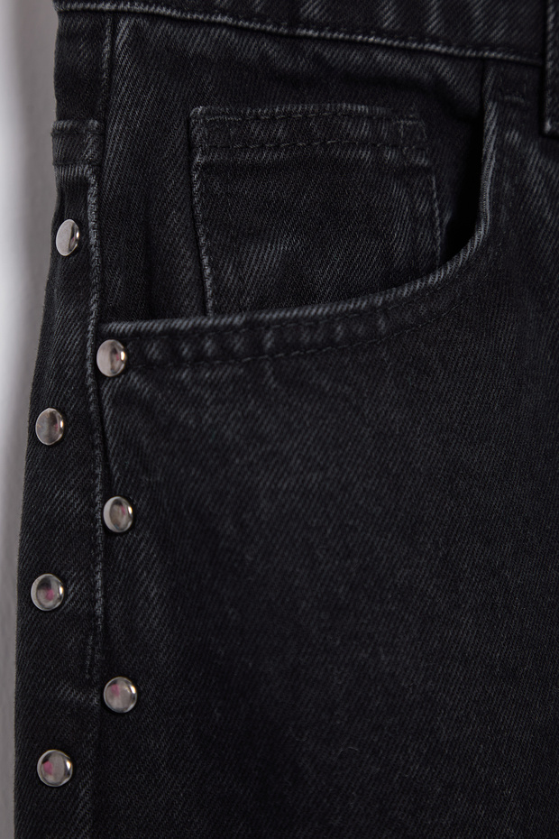 Siyah Trok Detaylı Paçası Yırtmaçlı Yüksek Bel Wide Leg Jeans TWOSS25JE00015 - 10
