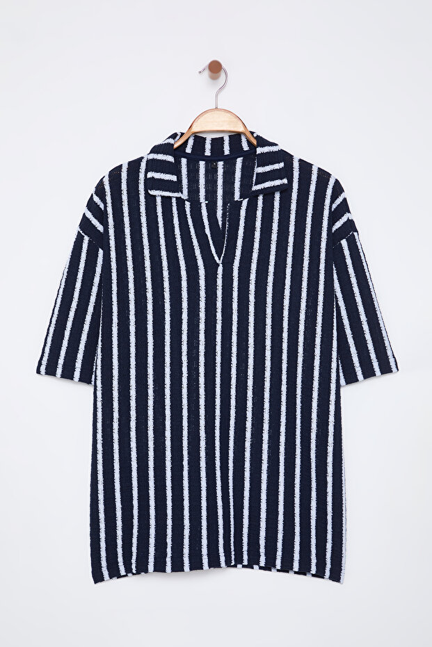 Lacivert Çizgili Triko Görünümlü Polo Yaka T-shirt TMNSS25PO00011 - 3