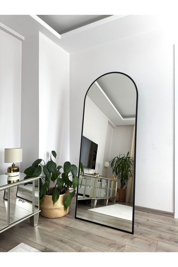 EFFE YAPI DEKOR Siyah Metal Çerçeveli 180x70 Ayaklı Boy Aynası