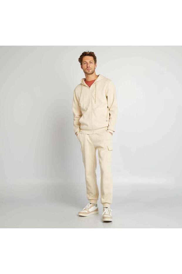 بنطلون رياضي متعدد الجيوب باللون البيج - 1