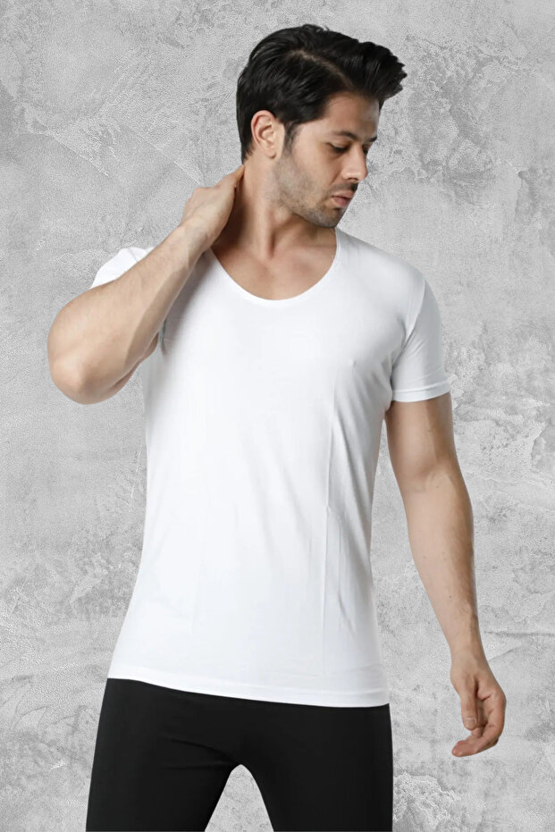 Title: "Men's Basic T-Shirt – Casual Combinations Avoidance - 4