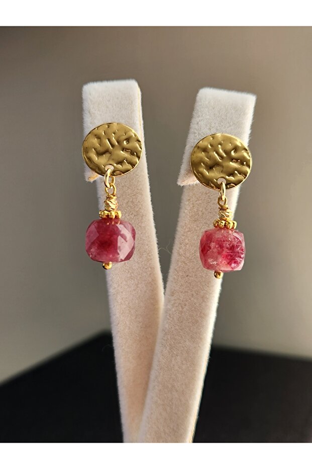 مكعب حجر الياقوت الصلب - 1