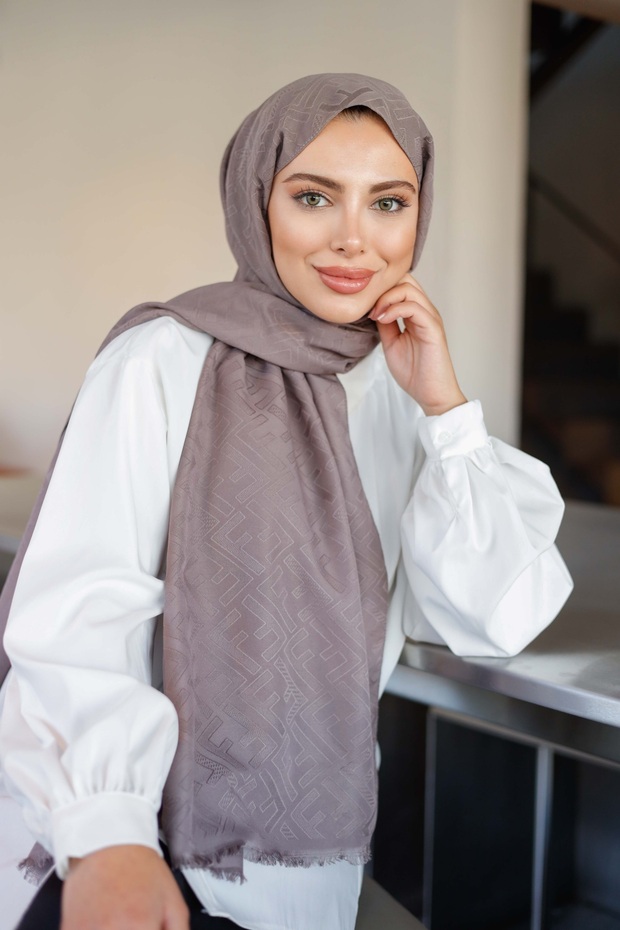 F Pattern Shawl Ash - 1