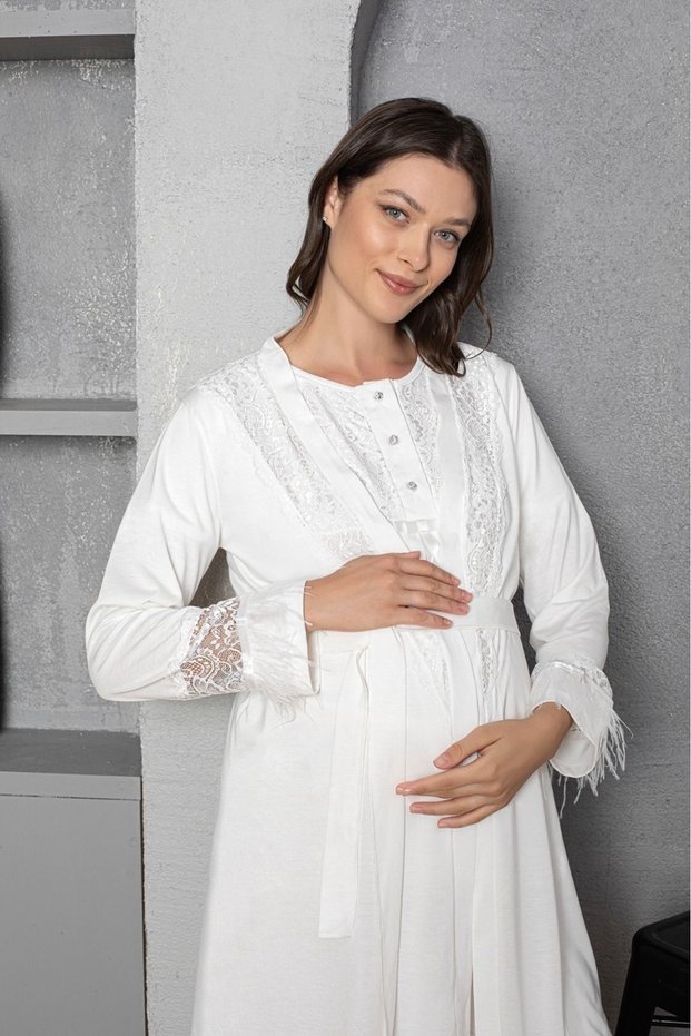 1035 Special Design Maternity 3-Piece Dressing Gown and Pajama Set with Feather Detail on the Sleeve and Lace Detail