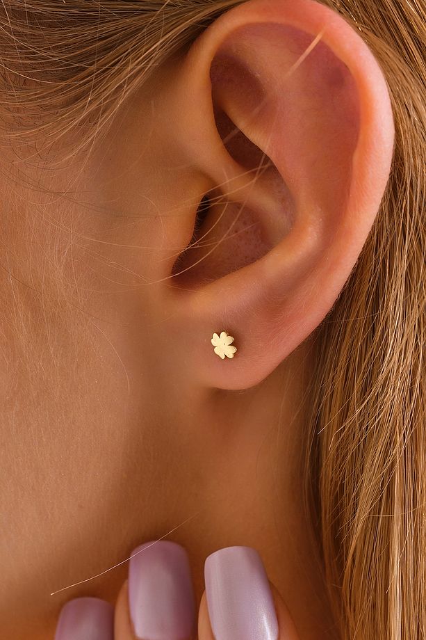 14 Ayar Altın Tragus Küpe Yonca Vidalı - 4