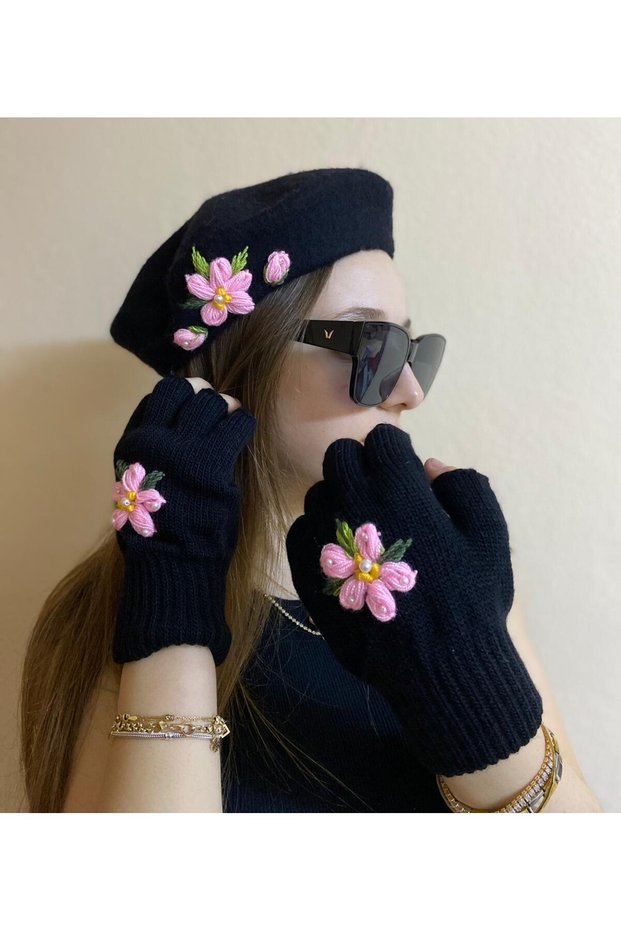 Black Handmade Pink Pearl Floral French Painter Beret and Fingered Gloves Set - Gift