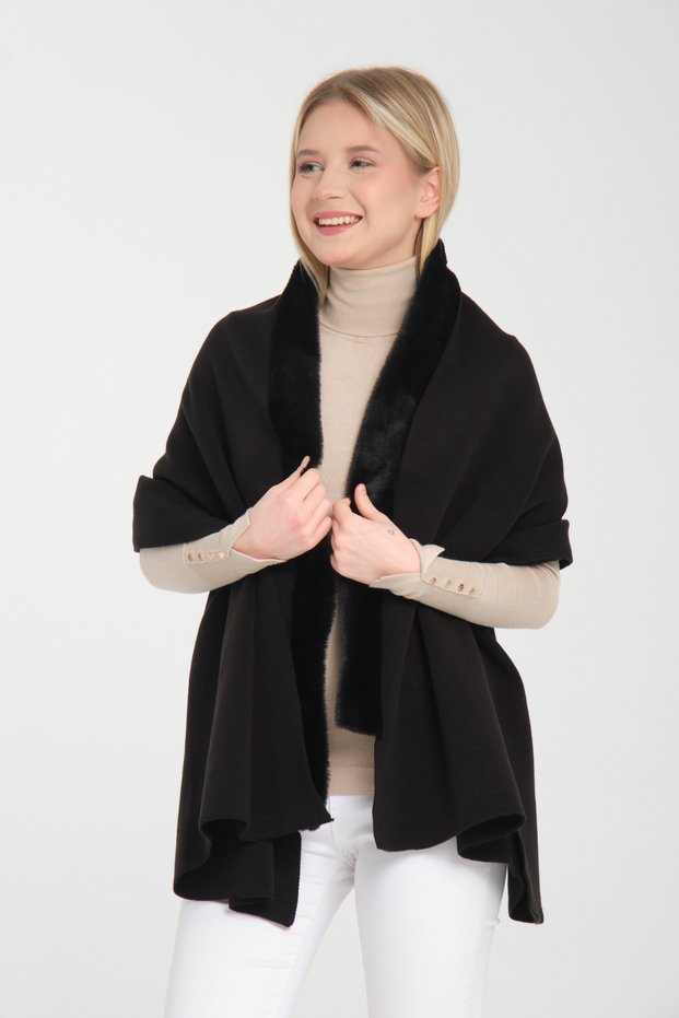 Furry Shoulder Shawl, Stylish Comfortable Shoulder Shawl with Fur Detail, Fur Detailed Knitwear Shoulder Shawl, Women's Shoulder Shawl.