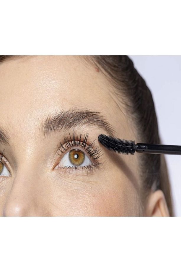 Mega So Define Volumizing + Defining Maskara - Hacim,ve Uzunluk için Ultra Siyah Etki - 5