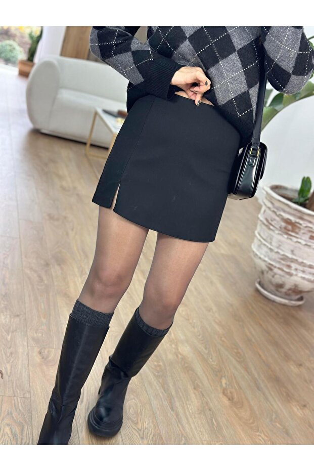 Mini Yırtmaçlı Şort Etek - Siyah - 2