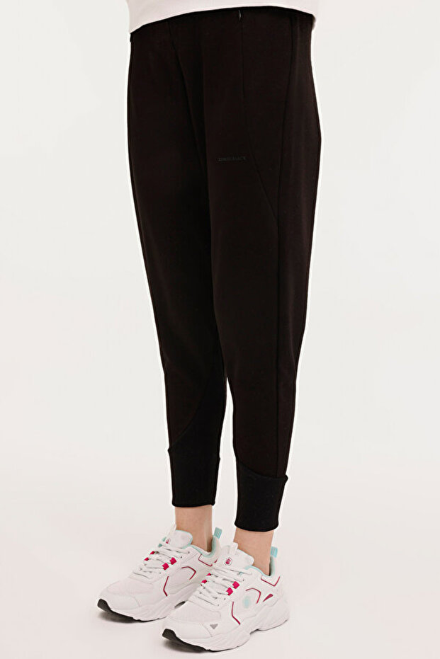 4W Wl Erika 22Ss320 4Pr Women's Tracksuit Bottom A101813580 Black