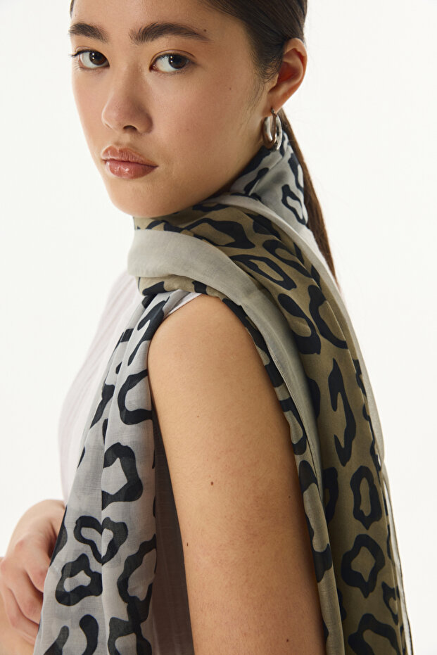 Leopard Patterned Elegans Shawl - 2