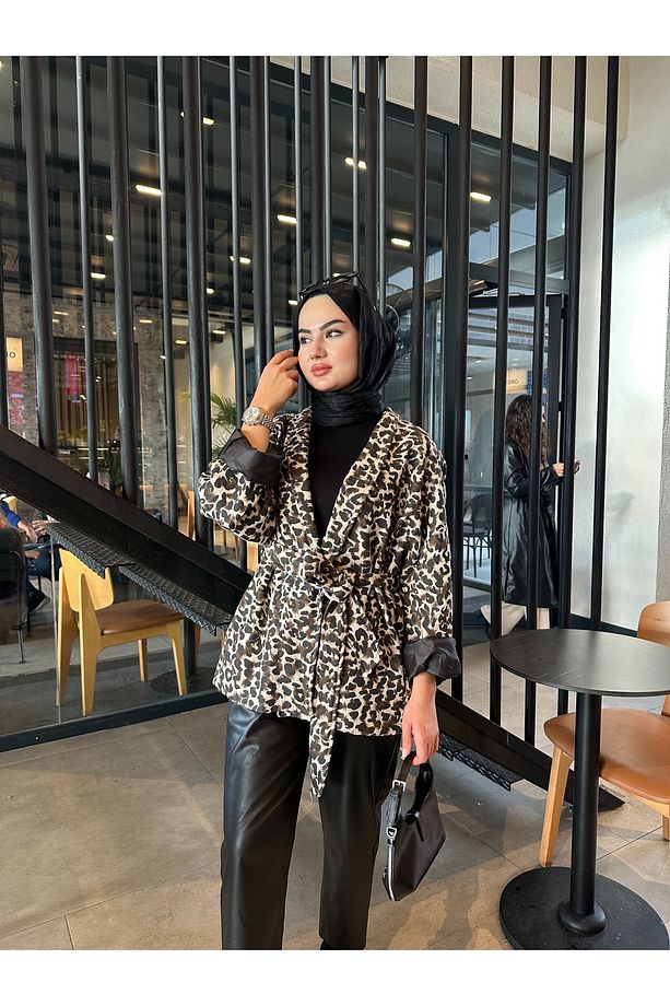 Astarlı Leopar Kaşe Ceket - 1