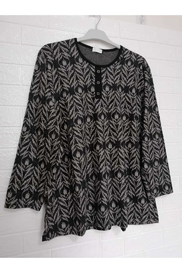 Plus Size Soft Finding - Winter, A Model - 5