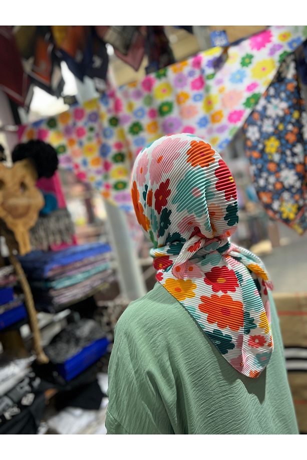 eşarp papatya desen pliseli eşarp kaliteli kumaş desenli pliseli - 1