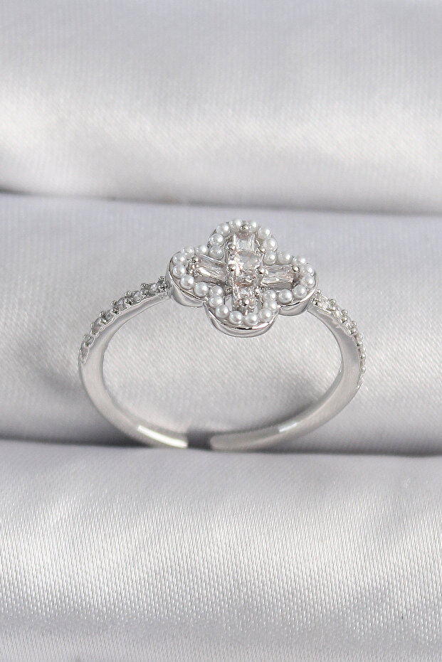 Brass Silver Color Zircon Stone Clover Model Pearl Detail Women's Ring Tj-Byk3493
