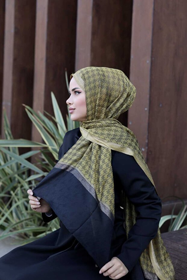 Houndstooth Patterned 40% Silk Tulle Shawl - Linen