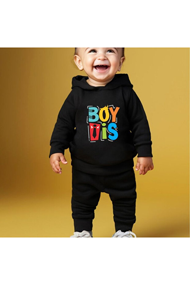 طقم بدلة رياضية كبيرة الحجم للجنسين مطبوع عليها اسم BOY