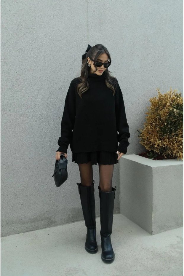 2-Piece Knitwear Set with Skirt
